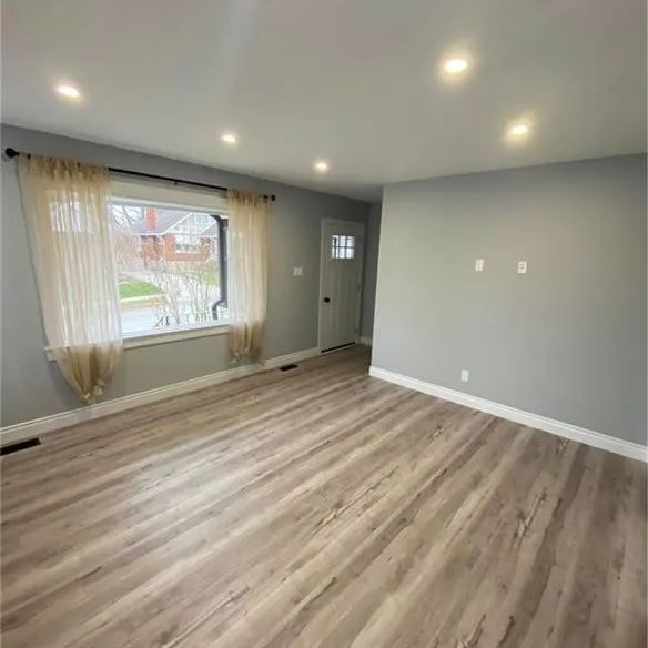 53 JOSEPHINE Street - Photo 1