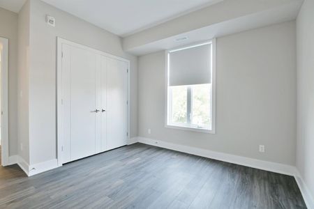 16 Champagne Avenue South - 305 - Photo 3