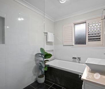 55 Akala Street, Camp Hill QLD 4152 - House For Rent | Domain - Photo 6