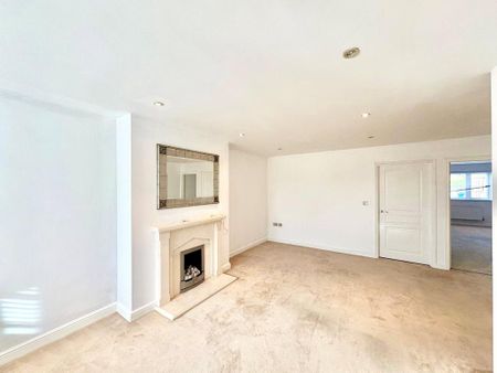 2 bedroom maisonette to rent - Photo 2