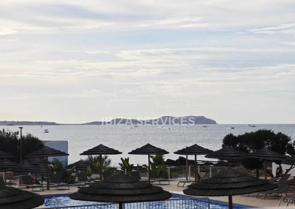 Long-Term Rental: 70 m² 2 bedrooms Apartment with Pool and Sea Views