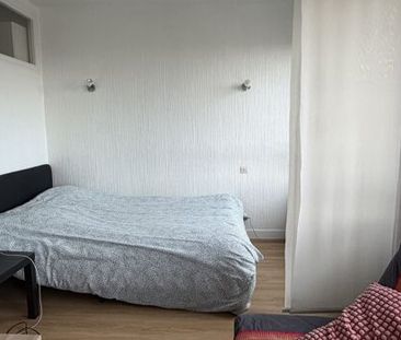Appartement 1 pièces 37m2 REIMS 591 euros - Photo 3