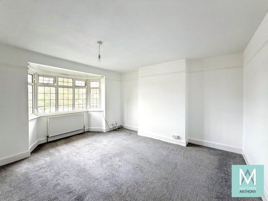 Broomfield Avenue, Worthing - Photo 1