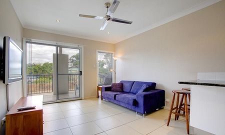 4/2 McKinley Street, North Ward QLD 4810 - Apartment For Rent | Domain - Photo 5