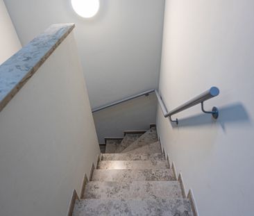 Duplexappartement met groot terras in het centrum van Schriek. - Foto 4