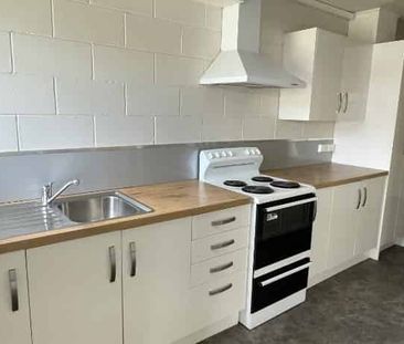 Close to Town - Photo 2