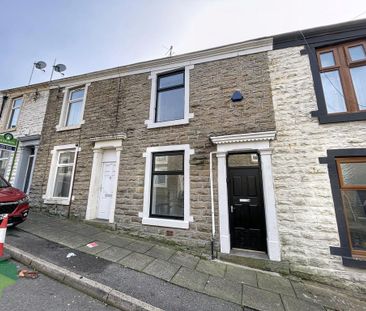 3 bedroom terraced house to rent - Photo 2