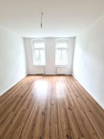 3 Raum - großzügige Altbauwohnung in ruhiger Lage - Photo 4