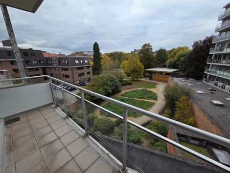 Charmante en recent gerenoveerde studio met slaaphoek en terras. - Photo 5