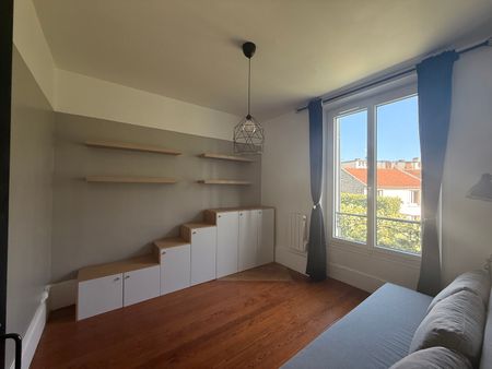 Location Appartement 3 pièces 45m² - Photo 3