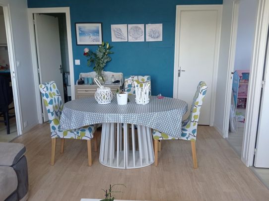 Location Appartement 4 pièces 68m² COLLEVILLE MONTGOMERY 14880 - Photo 1