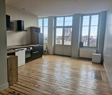 Location Appartement 4 pièces 66m² - Photo 2