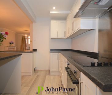 Poitiers Road, Cheylesmore, Coventry, CV3 5JX - Photo 5