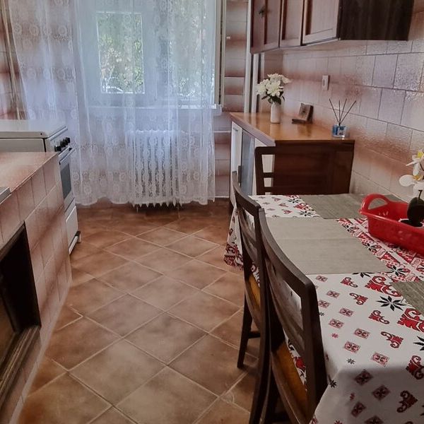 Dristor, Ramnicu Valcea, 2 minute metrou - Photo 1