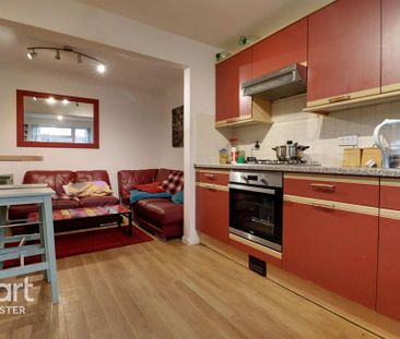 3 bedroom terraced house to rent - Photo 4