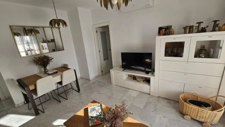 Piso de alquiler en Avenida Felipe González Márquez, 4, Entrenúcleos - Photo 2