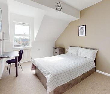1 bedroom in a house share to rent - Photo 3