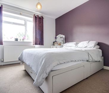 Basil Close, Swindon, Swindon, SN2 - Photo 3