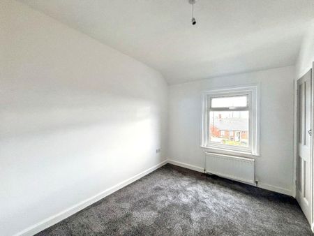 Collingwood Avenue, Wallsend, Wallsend, Tyne and Wear, NE28 9LW - Photo 3