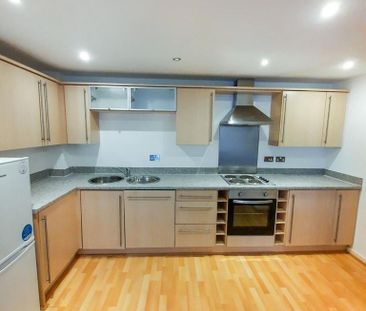 2 bedroom flat to rent - Photo 4