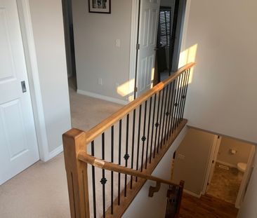 Perfect Executive Family Home in a Great Neighborhood in Airdrie - ... - Photo 3
