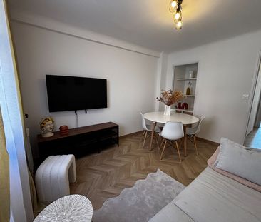 Location Appartement 4 pièces 70m² - Photo 2