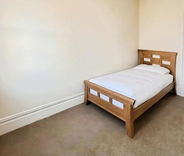 1 bedroom house to rent - Photo 2