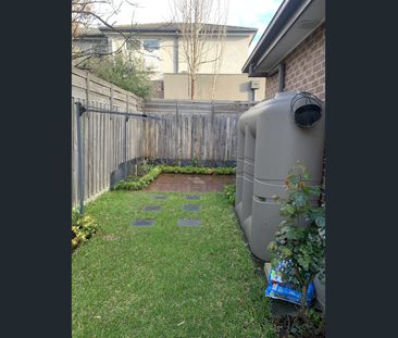 2/167 Surrey Road, Blackburn, Vic 3130 - Photo 5