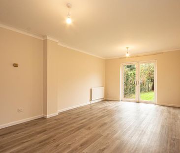 2 bedroom end of terrace house to rent - Photo 1