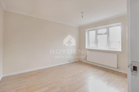 4 bedroom detached house to rent - Photo 5