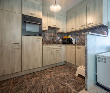 NAZARETH - Instapklaar appartement met 1 SLPK. + garage in stijlvol... - Foto 1
