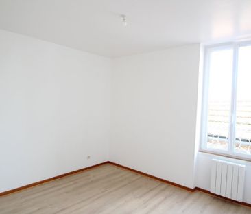 APPARTEMENT T3 A LOUER - Photo 2