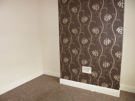 3 bedroom House for rent - Photo 5