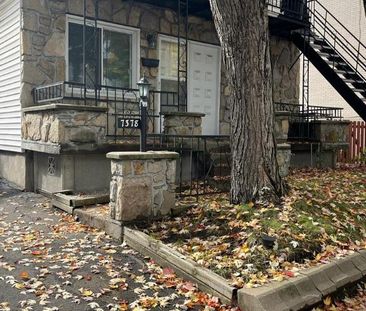 Logement 5 et demi + stationnement à louer - Photo 1