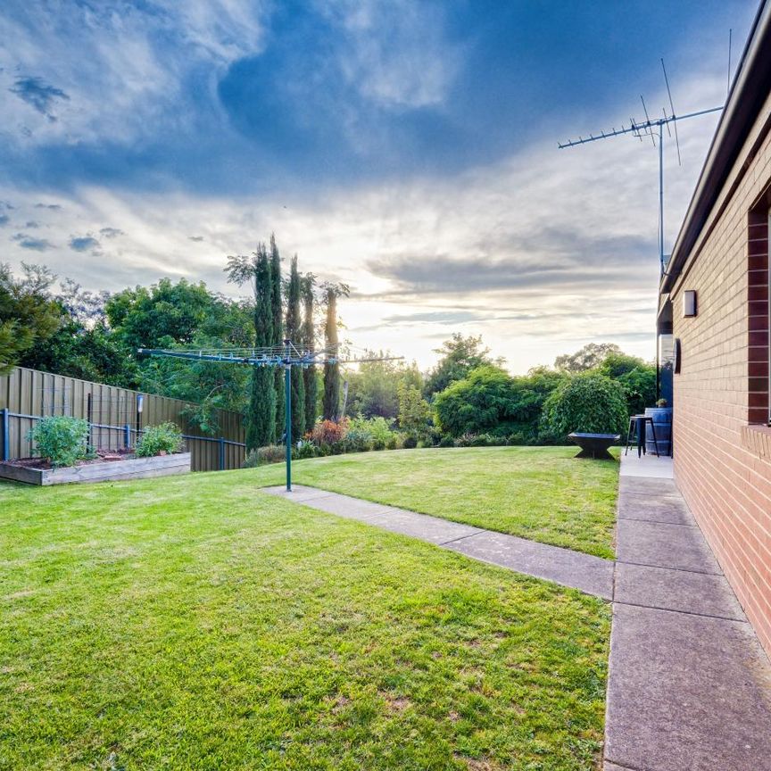 East Albury 3-bedroom Home - Photo 1