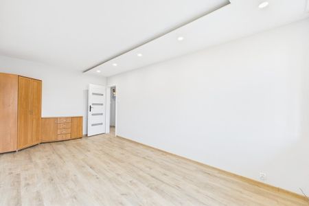 Częściowo umeblowane mieszkanie na wynajem - Photo 3