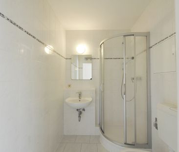 1-RW mit Dusche, Balkon und Aufzug für Studenten und Azubis! - Photo 1