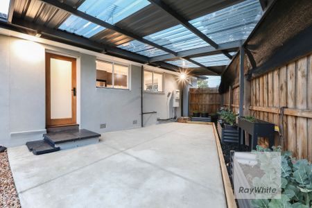 Beautifully Renovated & in a Lovely Position! - Photo 4