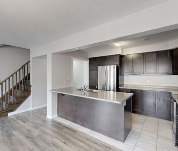 For Lease - 1061 Clipper Lane, Pickering, Ontario - Photo 4