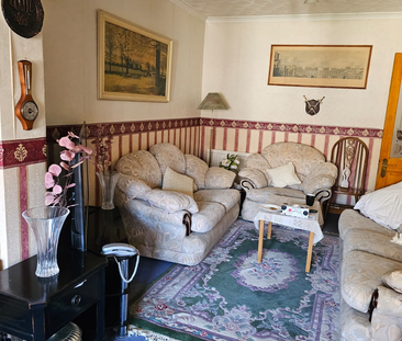 1 bedroom in a house share to rent - Photo 1