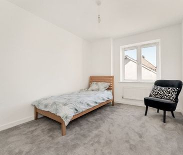 Aster Way, Cambridge £1,700 pcm ⓘ The monthly or weekly payment req... - Photo 4