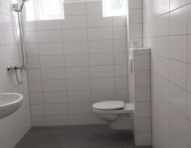 Helle 1-Zimmer-Wohnung - barrierefrei & Aufzug bis ins Geschoss - Foto 1
