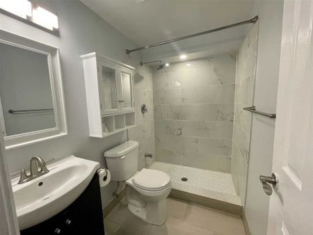 For Lease - 2366 Denvale Drive Unit# Unit B, Pickering, Ontario - Photo 3