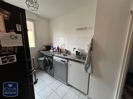 Location Appartement 2 pièces 47m² LE RUSSEY 25210 - Photo 3