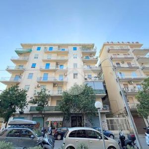 Quadrilocale in affitto - Photo 2
