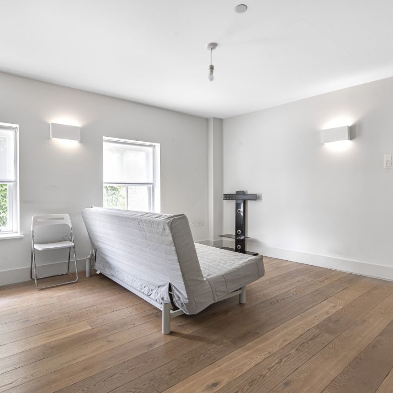 Studland Street, Hammersmith, London, W6 - Photo 1