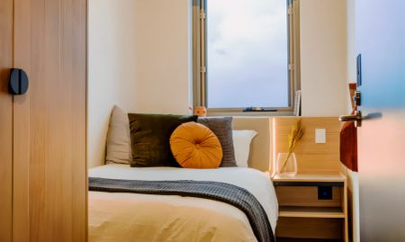 Cosy 2 Bed Apartment - Photo 4