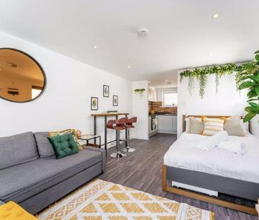 Studio to rent - Photo 4