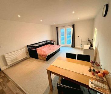 Woodland Court, Soothouse Spring, Bernards Heath, St Albans, AL3 - Photo 6