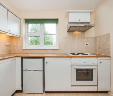 1 bedroom flat to rent Woodhouse Close, Cirencester - Photo 5